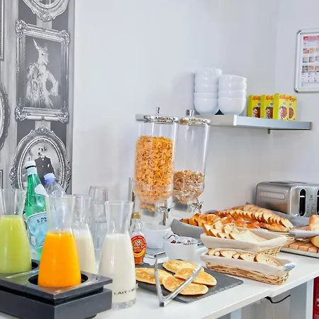 Hotel La Promenade 4*