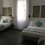 La Promenade Hotell