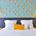 La Promenade Hotell
