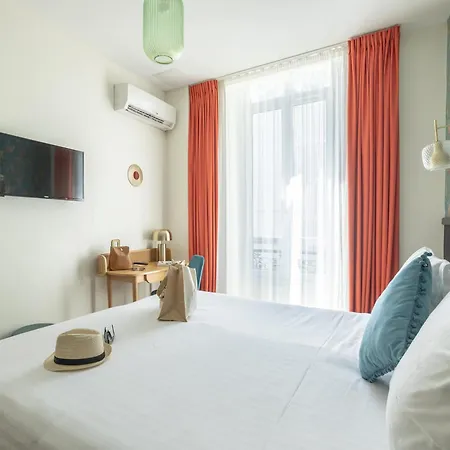 La Promenade Ξενοδοχείο 4*