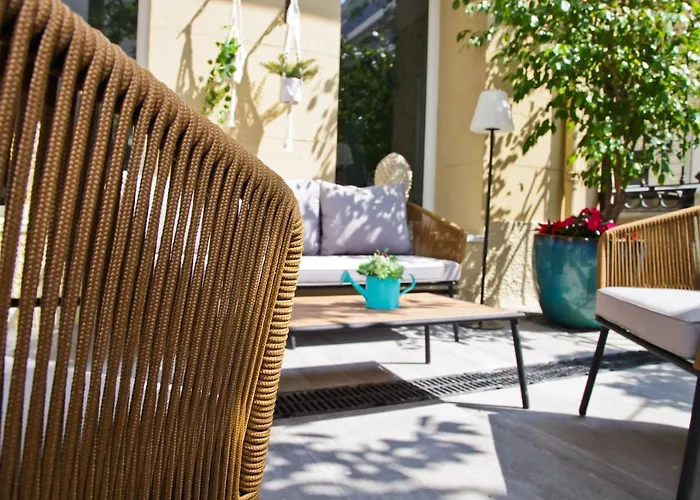 La Promenade Hotel 4*