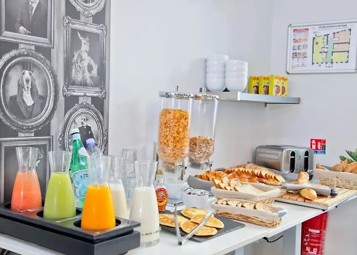 Hotel La Promenade 4*